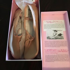 Ballet shoes